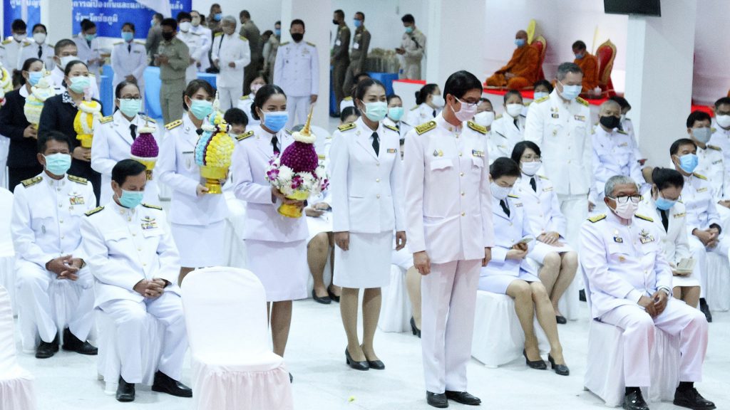 วันพระบาทสมเด็จพระพุทธยอดฟ้าจุฬาโลกมหาราช และวันที่ระลึกมหาจักรีบรมราชวงศ์